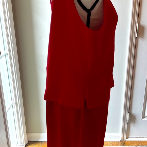 St John Collection by Marie Gray Knit Skirt (14) and Shell (Large) EUC - Picture 2 of 8